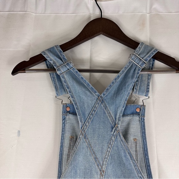 AMERICAN EAGLE Women’s Size XS Denim Jean Bib Overalls Tomgirl Style Destructed - Picture 15 of 16